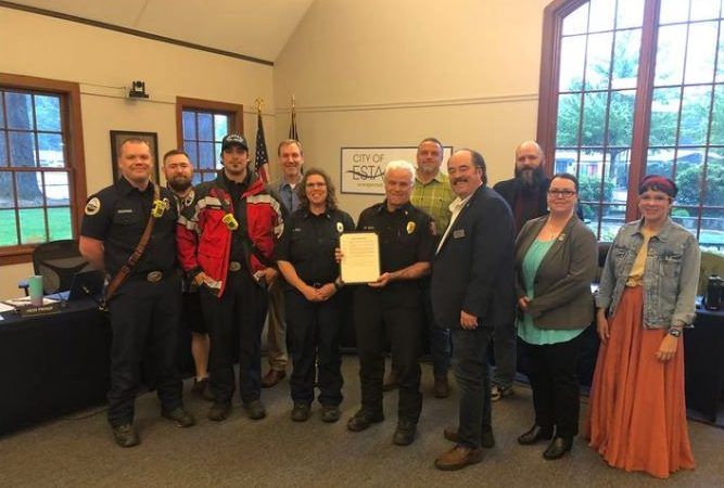 Mayor Drinkwine with Estacada Fire District members after reading a Wildfire Awareness Month proclamation